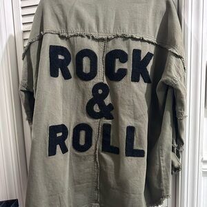 Elan Green Oversized Long Sleeve Button Down